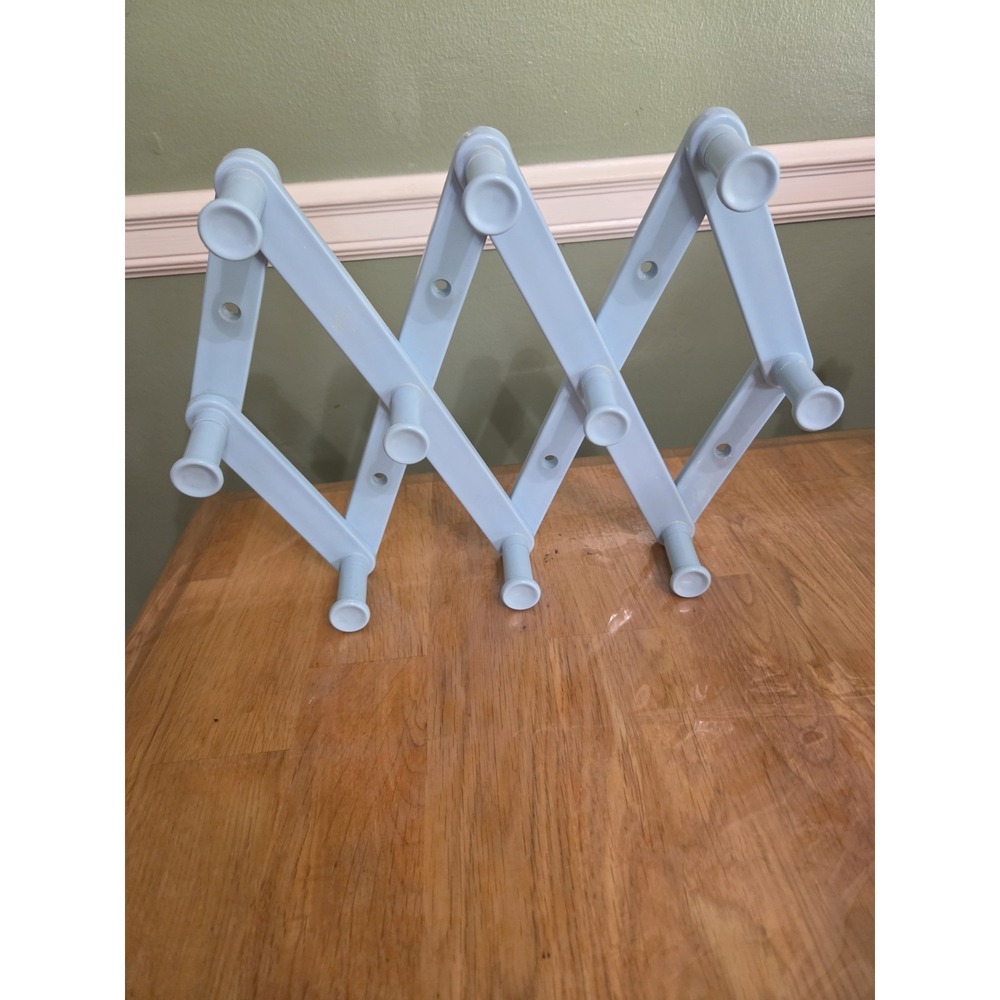 Vintage Accordion Wall Rack 10 Peg Expandable Plastic Hat Mug Holder USA Blue